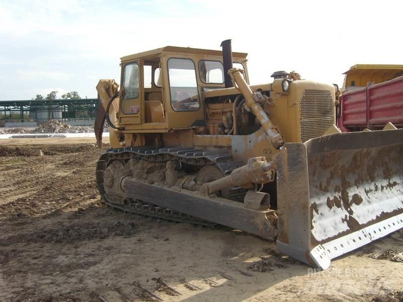 CAT D8H Верижни булдозери
