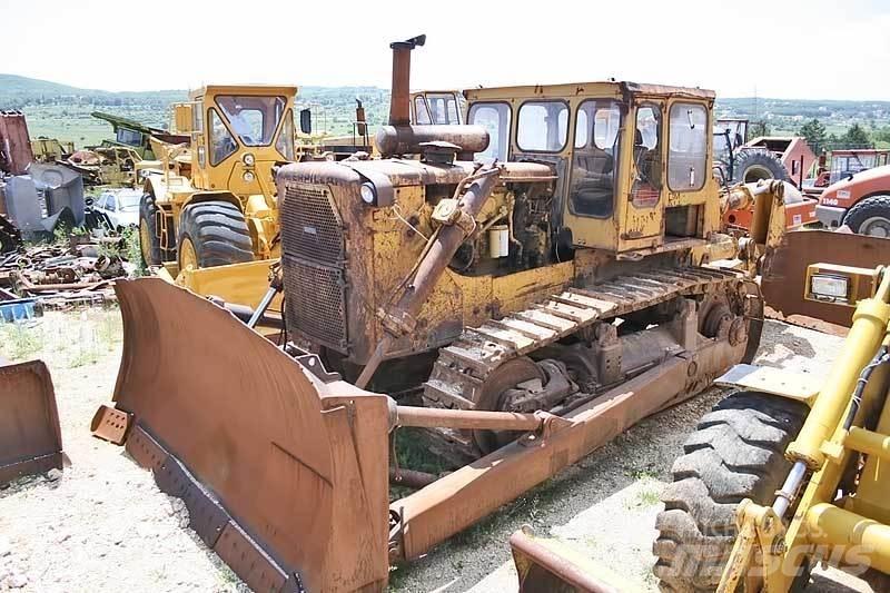 CAT D9H Верижни булдозери
