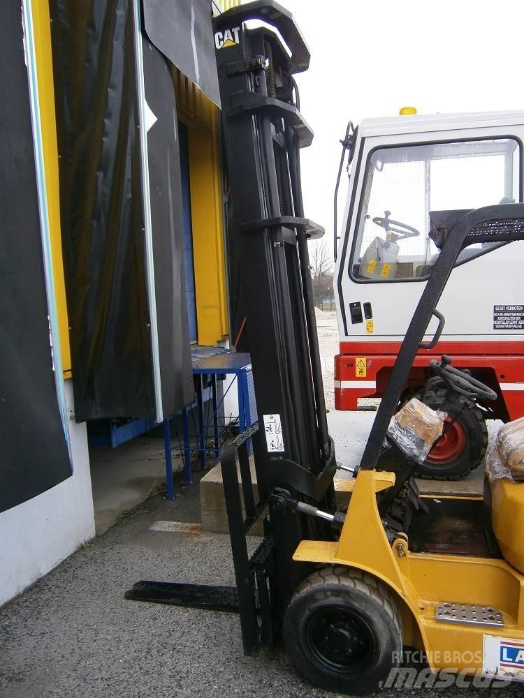 CAT GP10 Камиони с АГУ