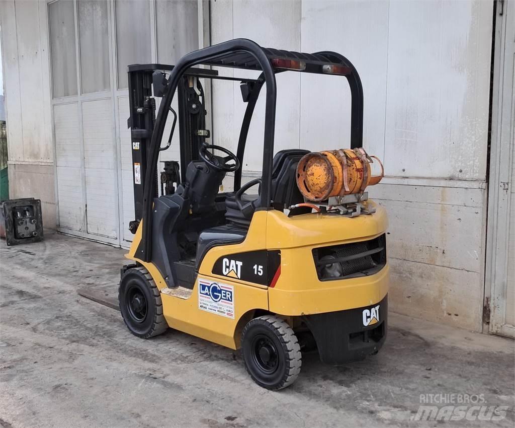 CAT GP15N Камиони с АГУ
