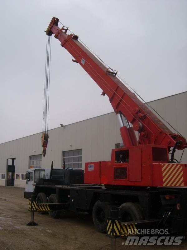Coles T-321 Кранове за тежък терен