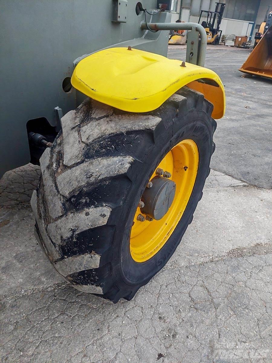 Dieci 30-16 Телескопични товарачи