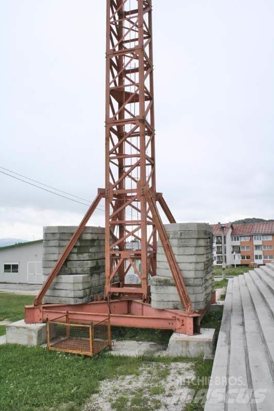 Fering F42-13 Мачтови кранове