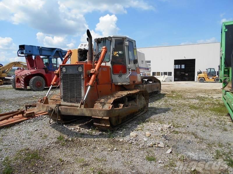 Fiat-Hitachi FD-145-1T Верижни булдозери
