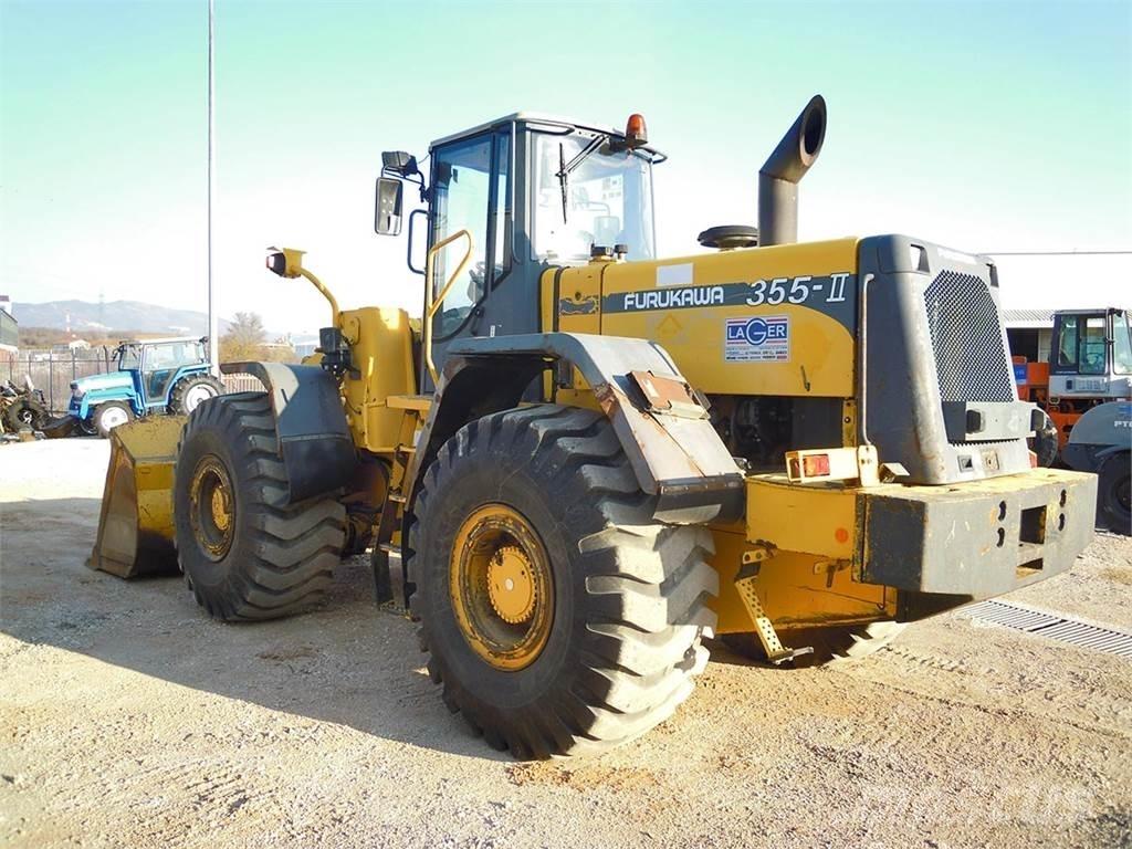 Furukawa 355-II Колесни товарачи