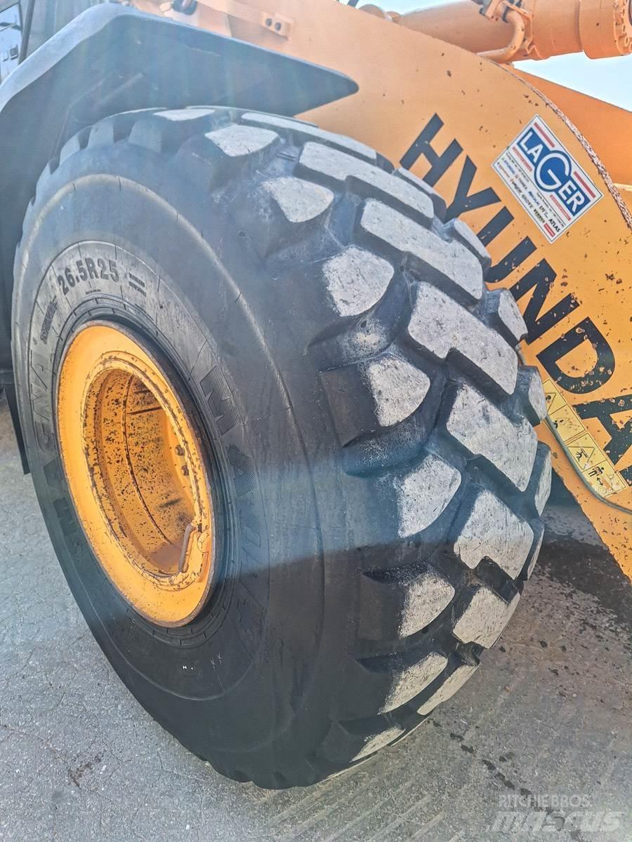Hyundai HL770-9A Колесни товарачи