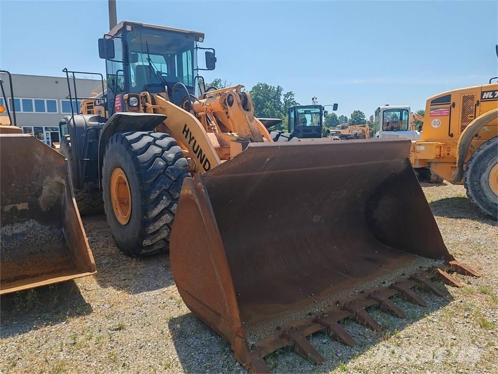 Hyundai HL770-9A Колесни товарачи