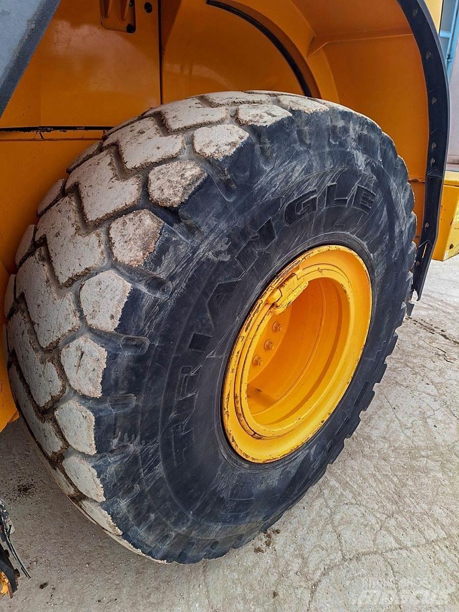 Hyundai HL960 Колесни товарачи