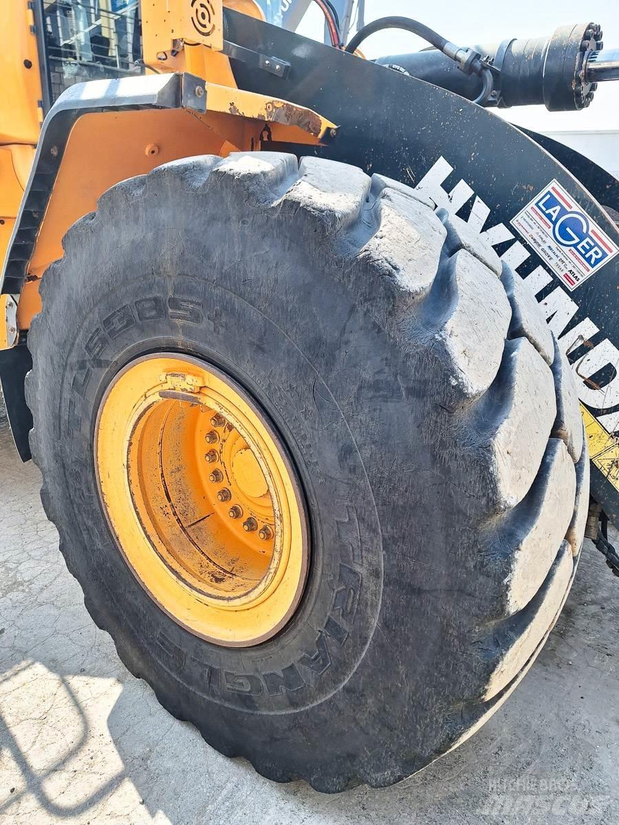 Hyundai HL970A Колесни товарачи