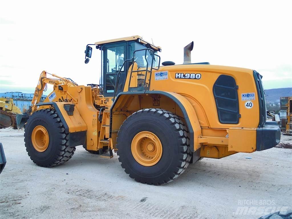Hyundai HL980 Колесни товарачи