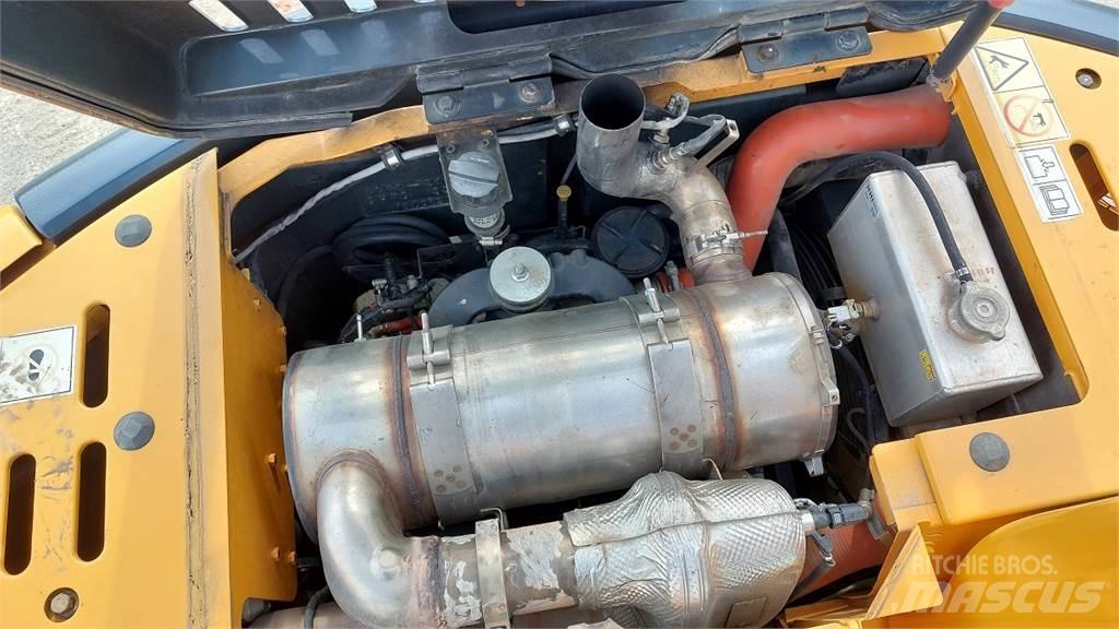 Hyundai HX145LCR Верижен екскаватор