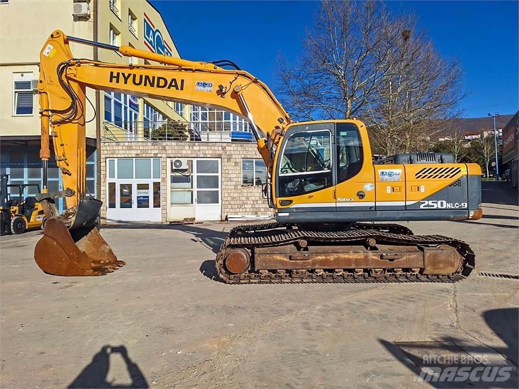 Hyundai R250NLC-9 Верижен екскаватор