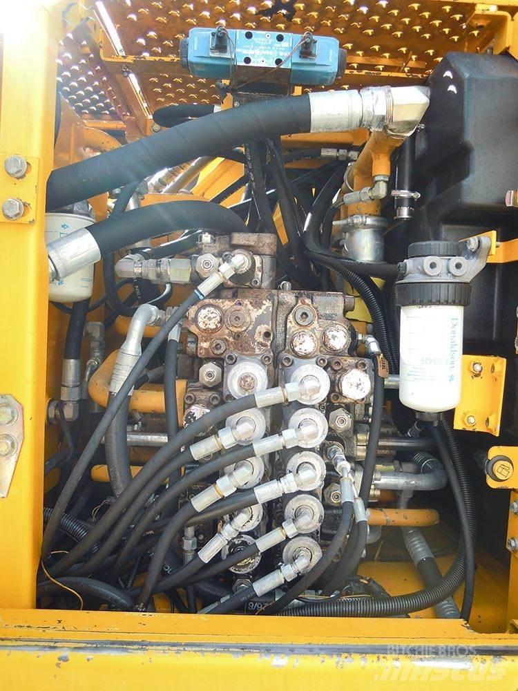 JCB JZ255NC Верижен екскаватор
