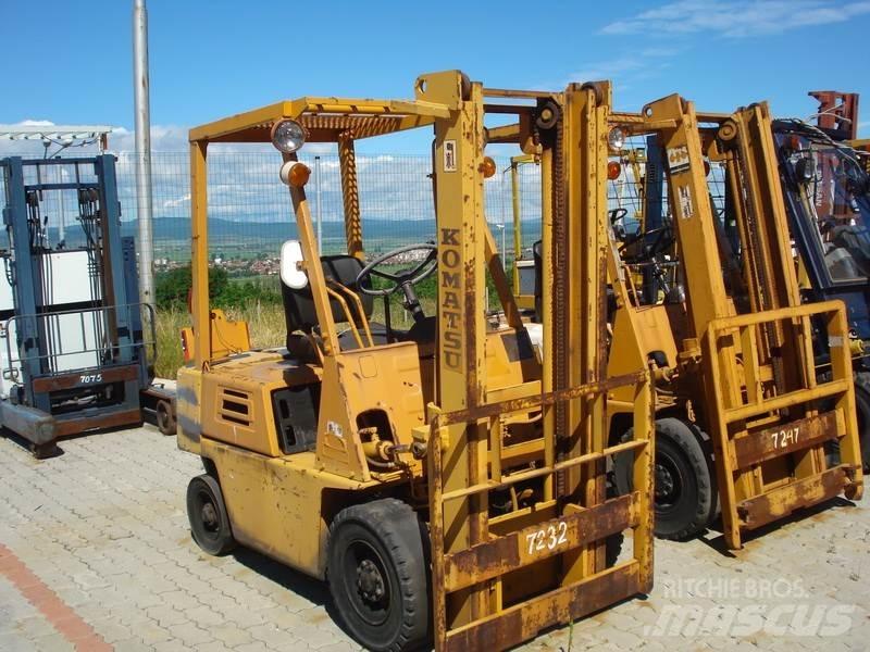 Komatsu FG15-12 Вилични кари-повдигачи - други