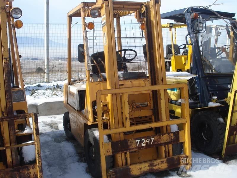 Komatsu FG15L-12 Вилични кари-повдигачи - други