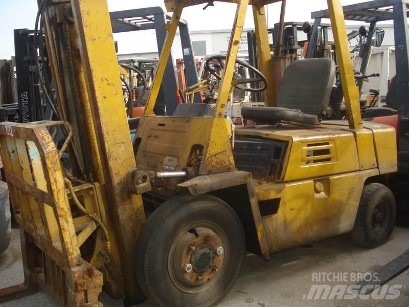 Komatsu FG25-7 Вилични кари-повдигачи - други