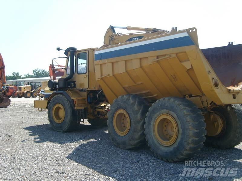 Komatsu HA270-3 Дъмпери/моторни превозни средства