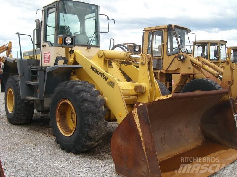 Komatsu WA320-3H Колесни товарачи