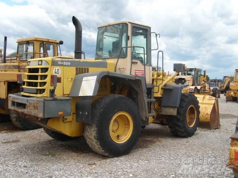 Komatsu WA320-3H Колесни товарачи
