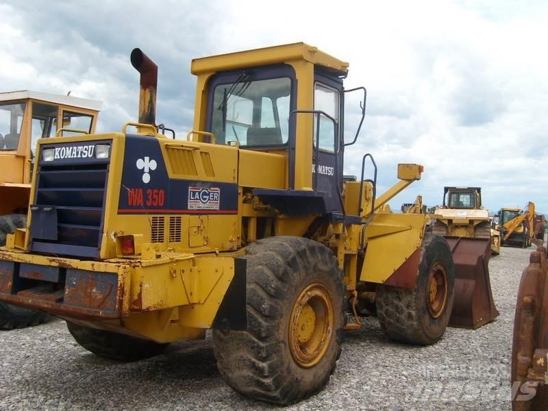 Komatsu WA350 Колесни товарачи