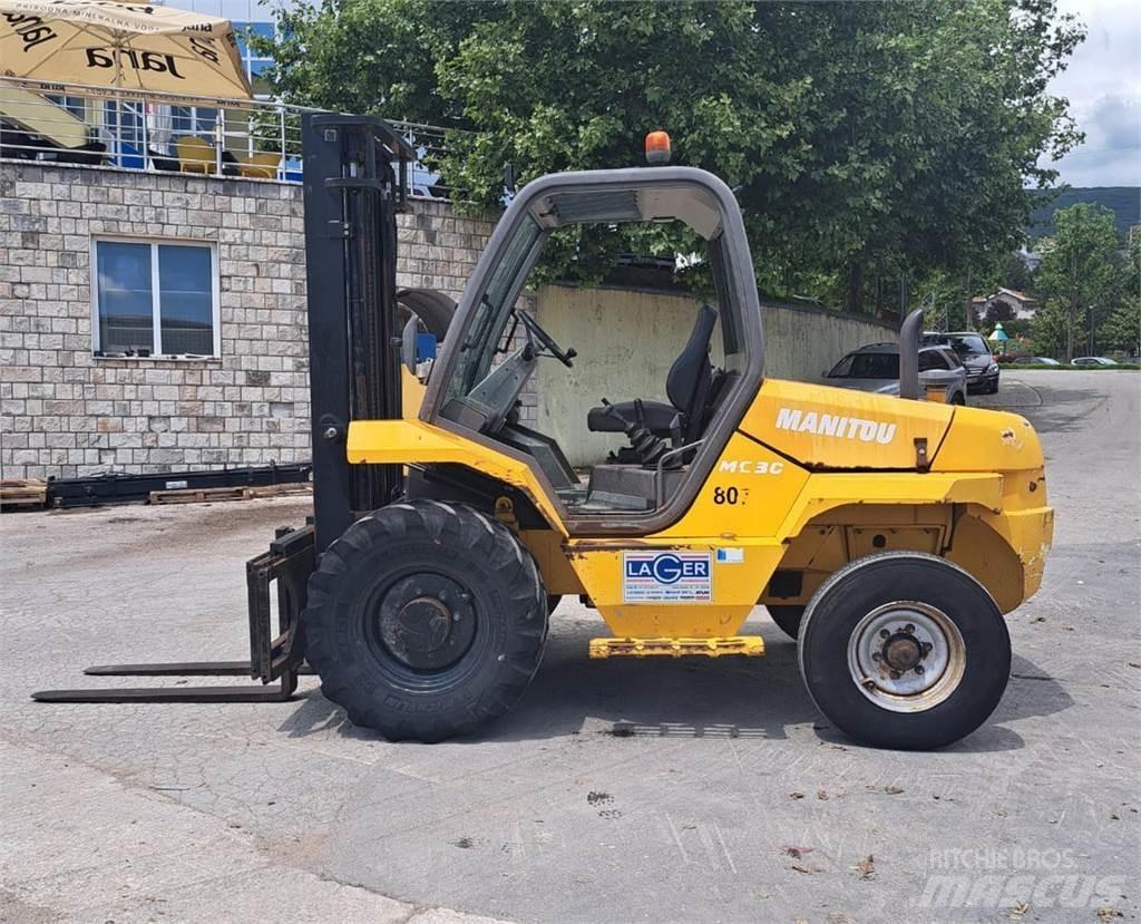 Manitou MC 30 Дизелови камиони