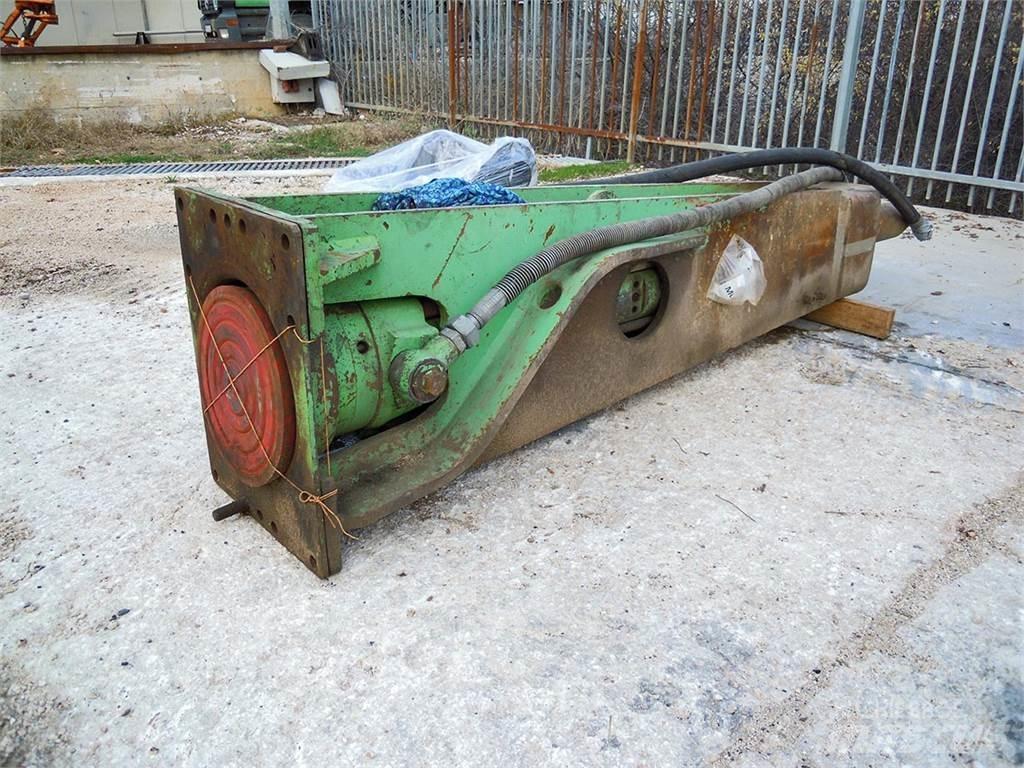 Montabert W1800 Хидравлични чукове за набиване