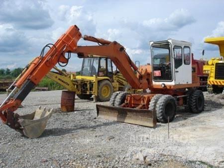 Schaeff HML 40 Колесни екскаватори