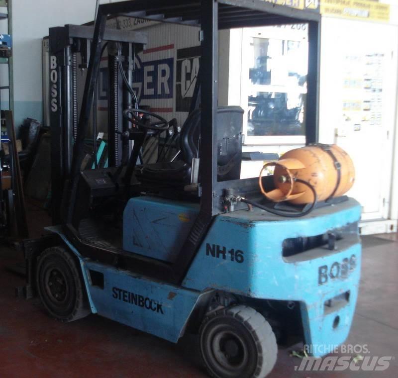 Steinbock NH16LMKVD-2 Камиони с АГУ