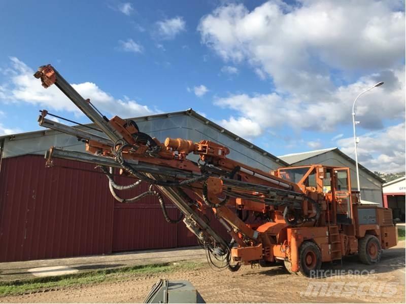 Tamrock Super 316G/CAB Апаратура за повърхностна редова сеидба