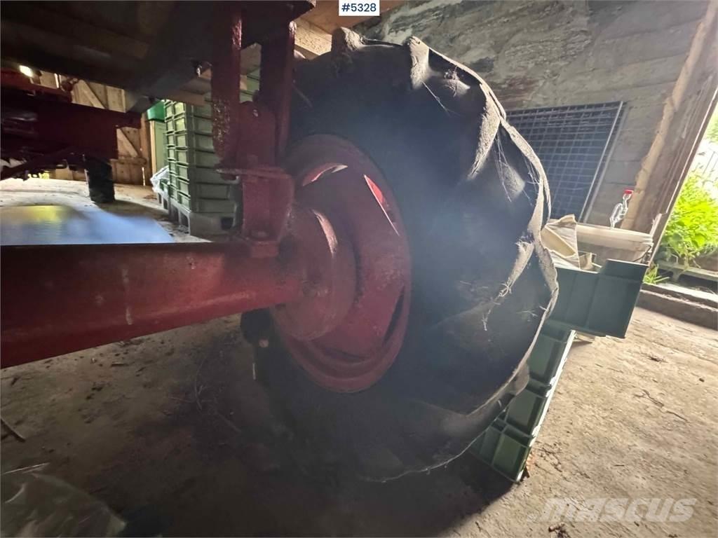 Aebi AM53 Трактори