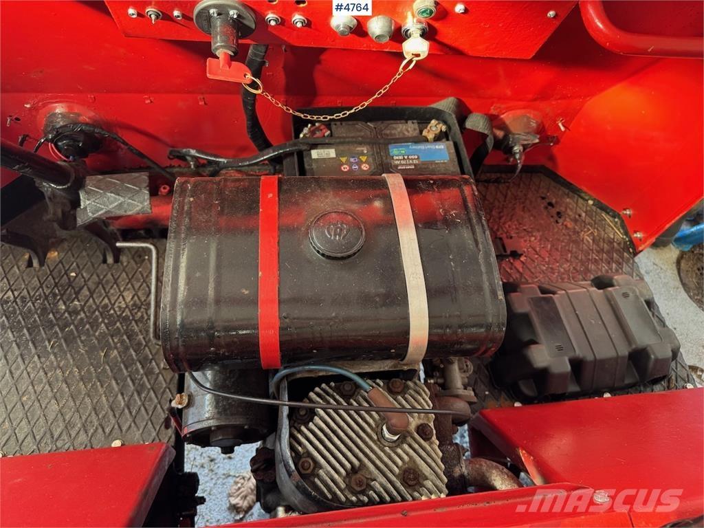 Aebi TP 1000 Трактори