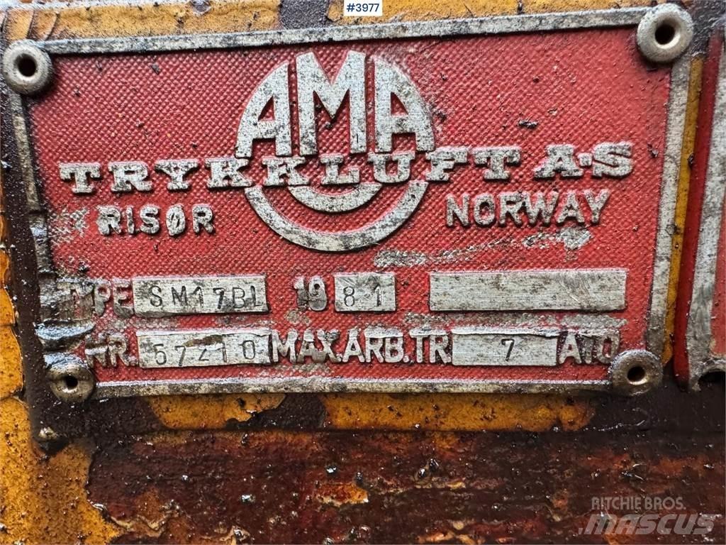 AMA SM 17 BL Други компоненти