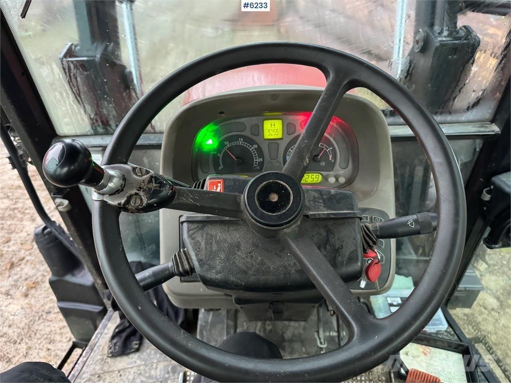 Case IH JXU 95 Трактори