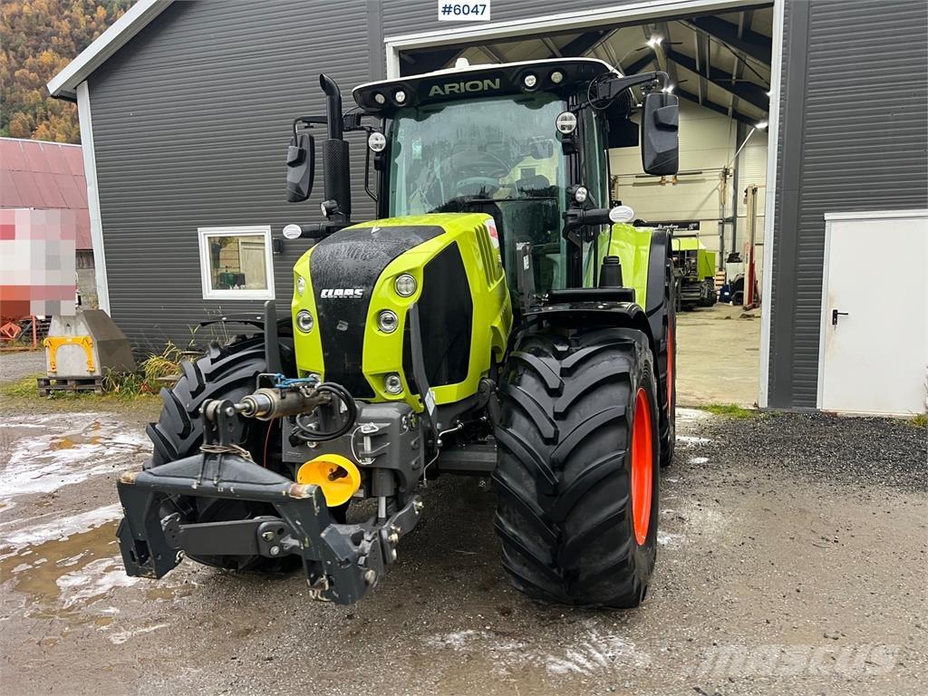 CLAAS 550 Трактори