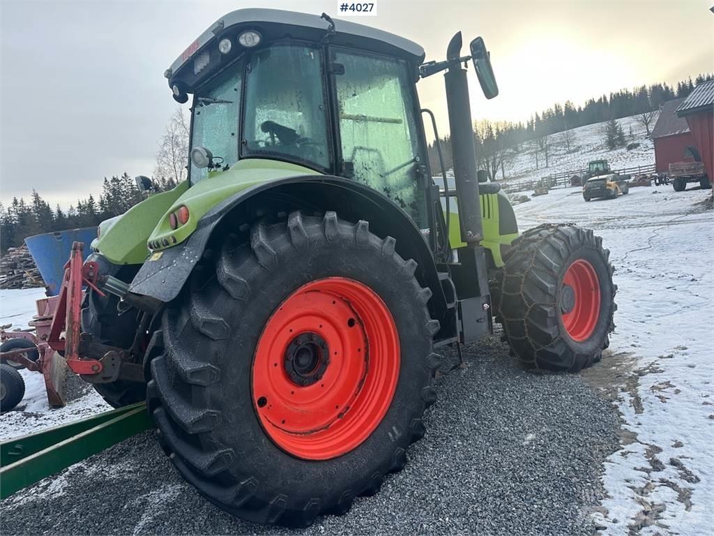 CLAAS 8690 Трактори