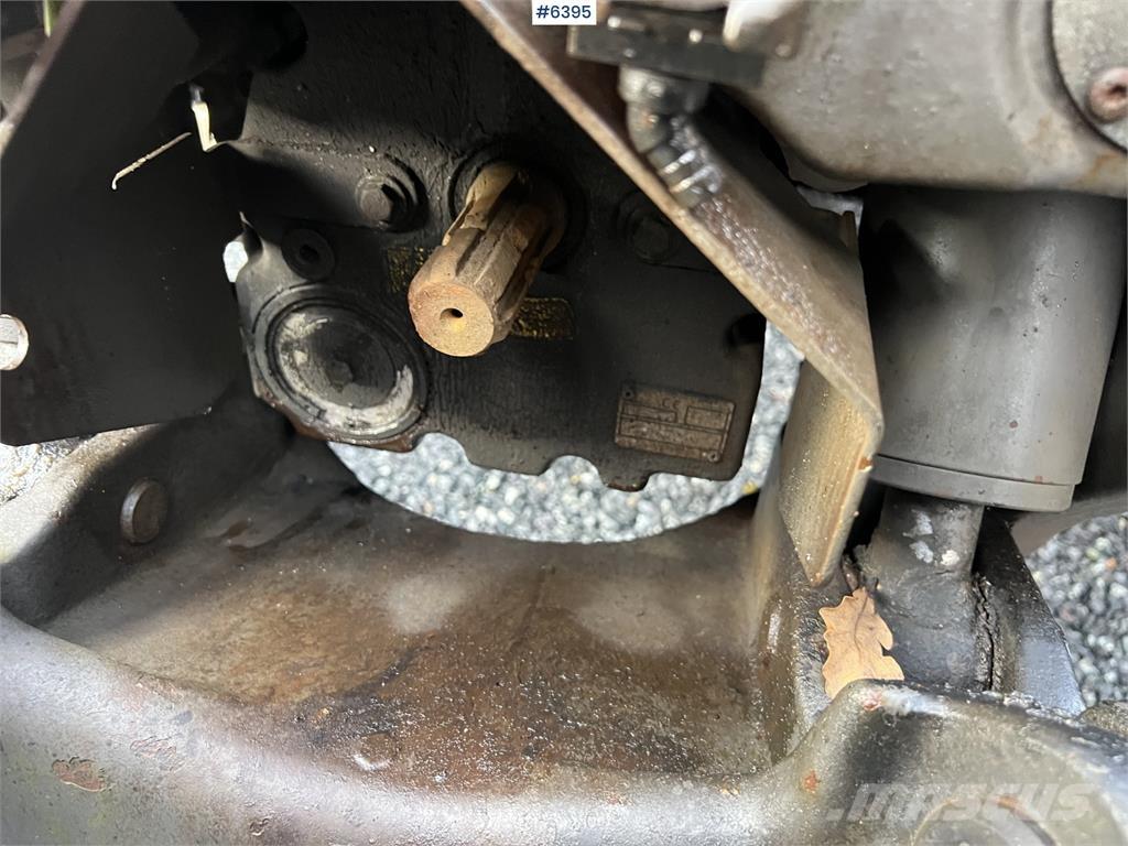 CLAAS Arion 460 Трактори