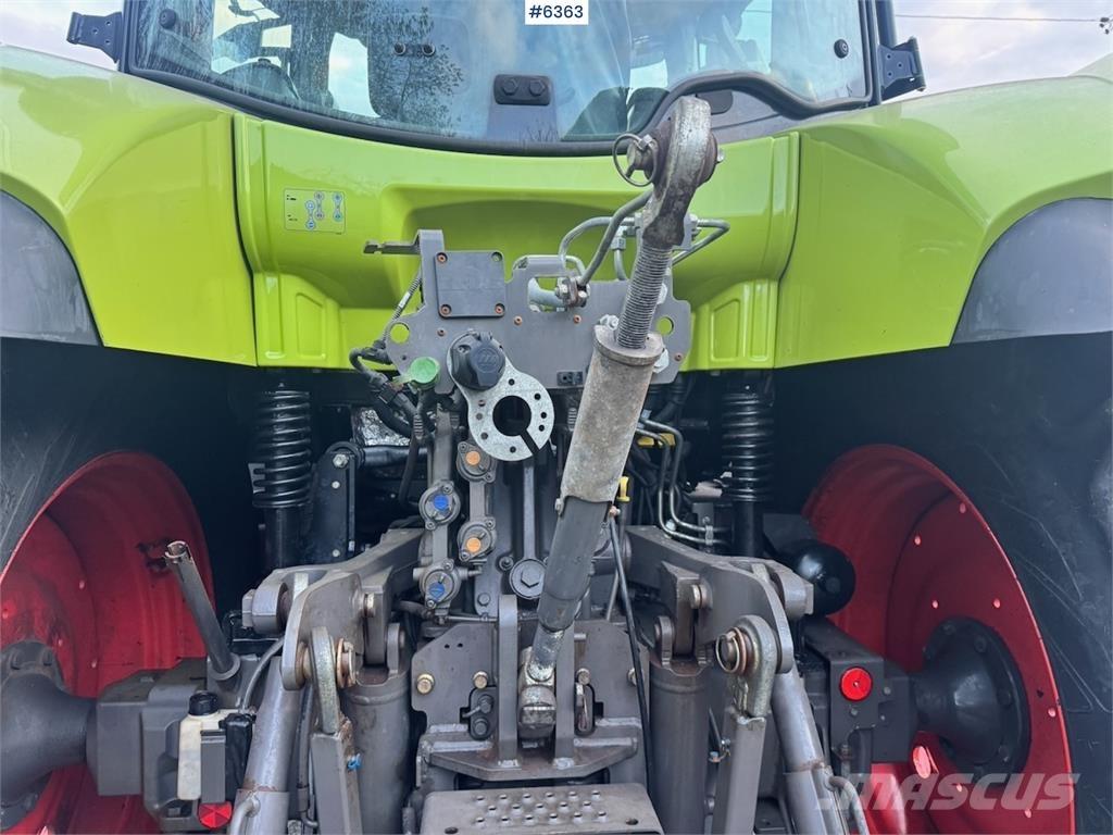 CLAAS Arion 550 Трактори