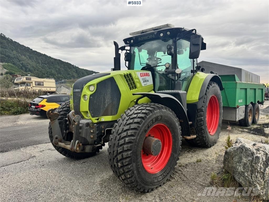 CLAAS Arion 660 Трактори