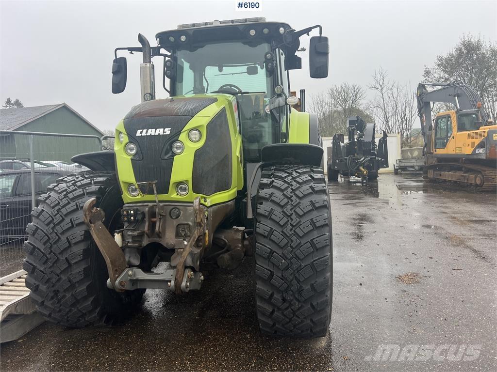 CLAAS Axion 830 Трактори