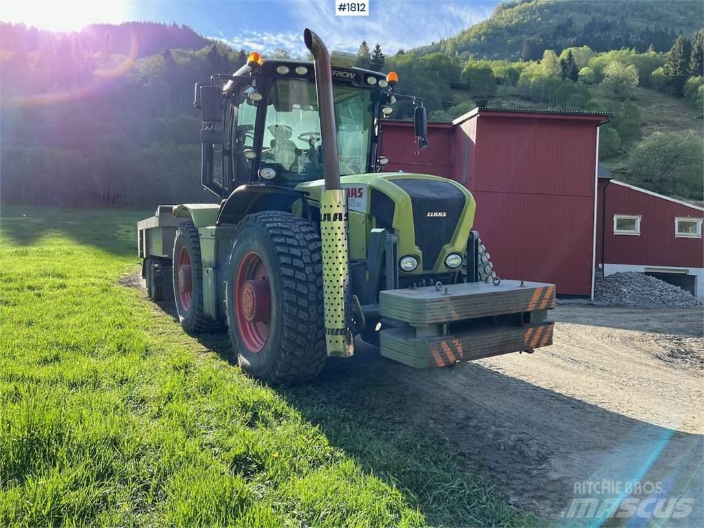 CLAAS Xerion 3800 Трактори