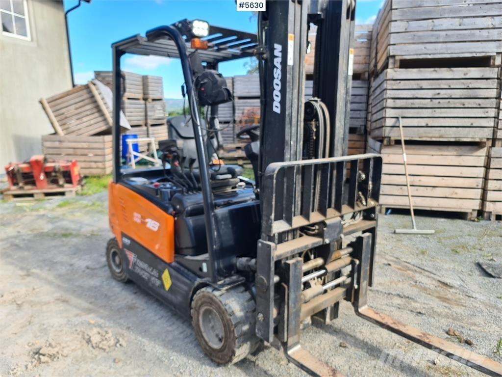 Doosan B16X-7 Вилични кари-повдигачи - други