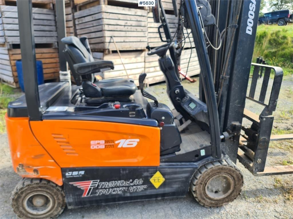 Doosan B16X-7 Вилични кари-повдигачи - други
