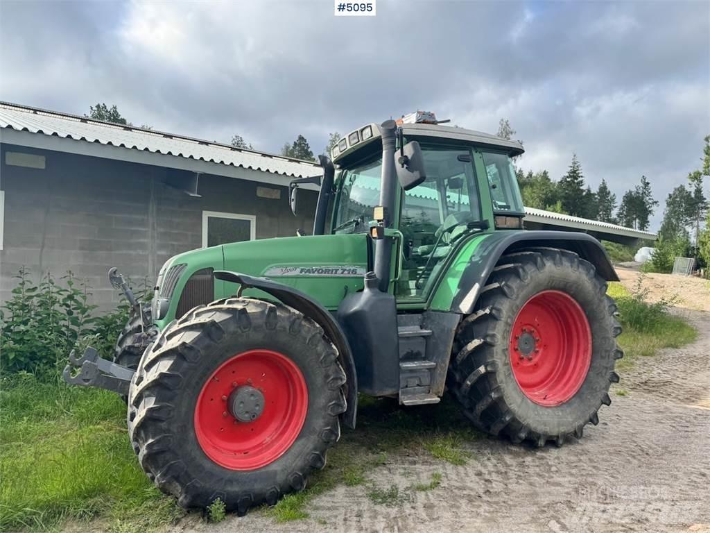 Fendt 716 Vario Трактори