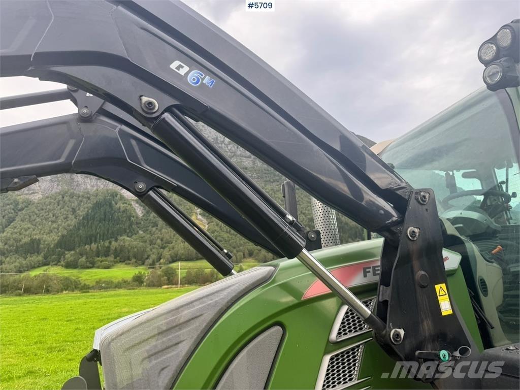 Fendt 724 Vario Трактори
