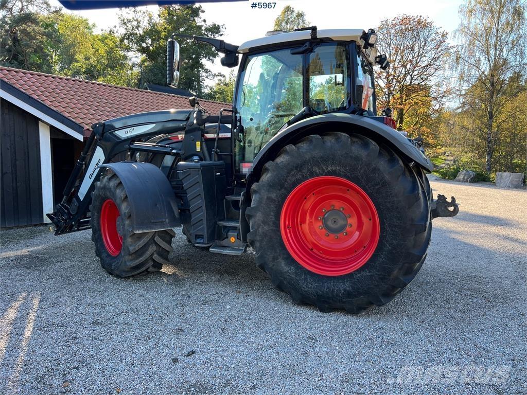 Fendt 724 Vario Трактори