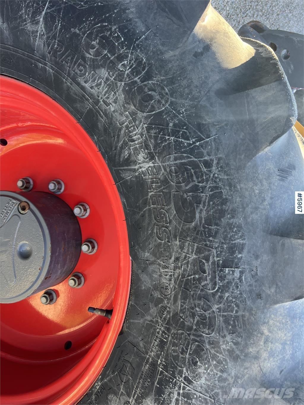 Fendt 724 Vario Трактори