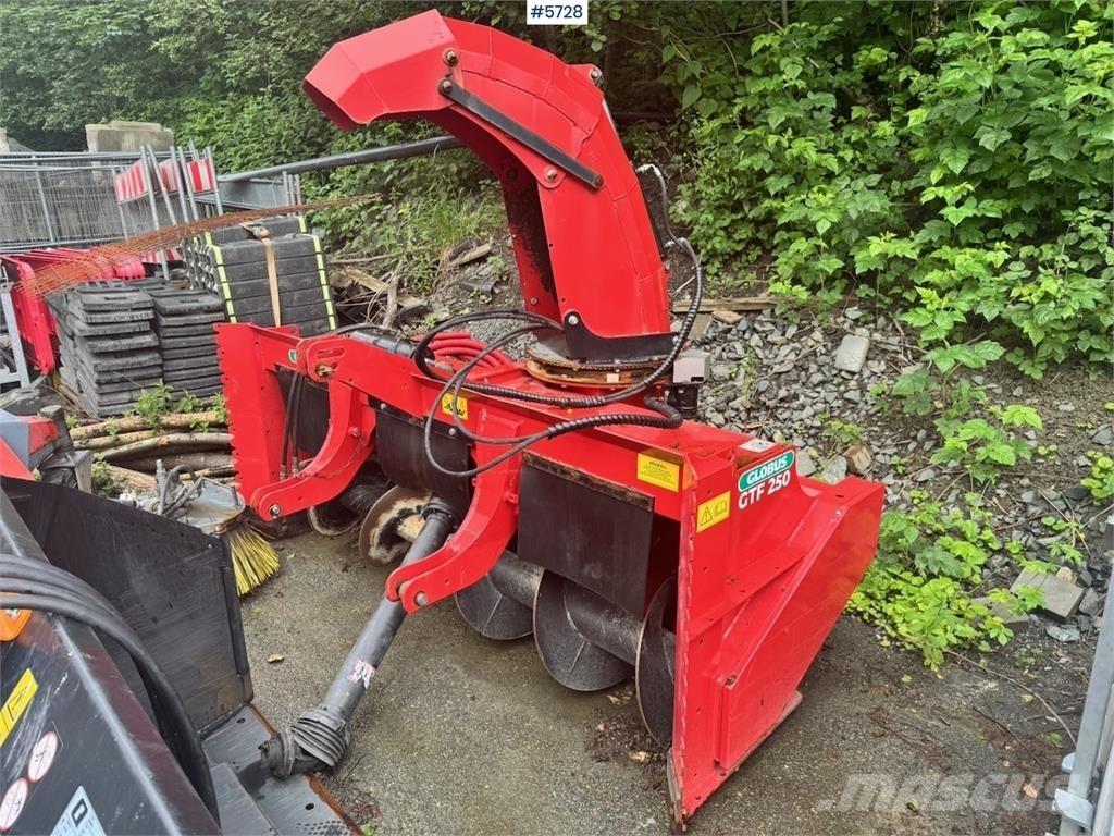 Globus GTF 250-19 Снегочистачки