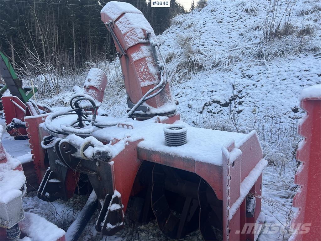 Globus snøfres Снегочистачки