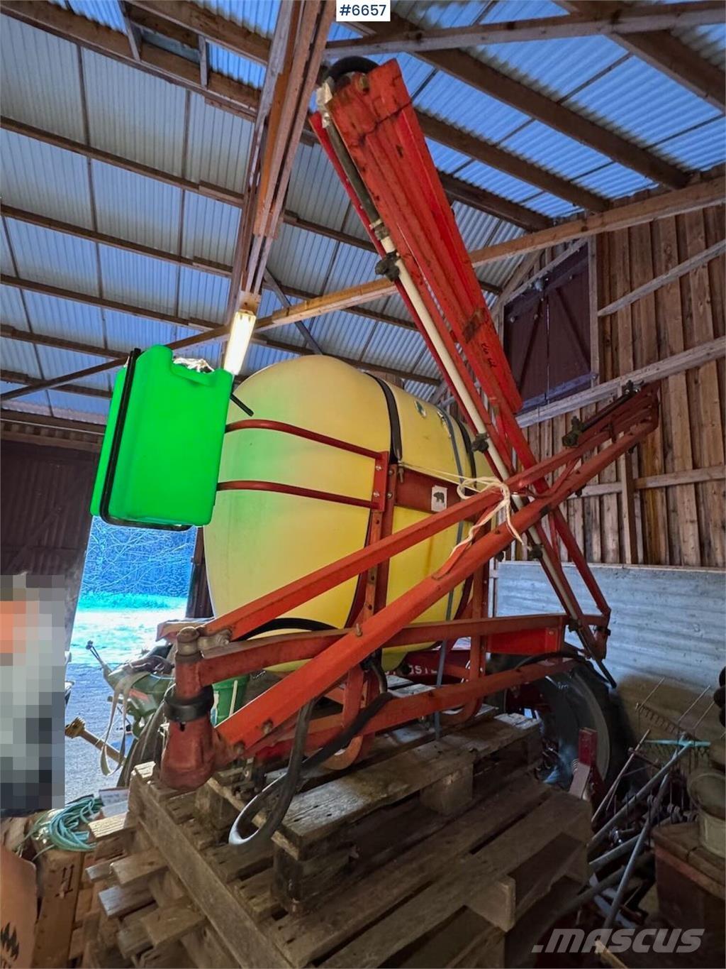 Hardi åkersprøyte Прикачни пръскачки
