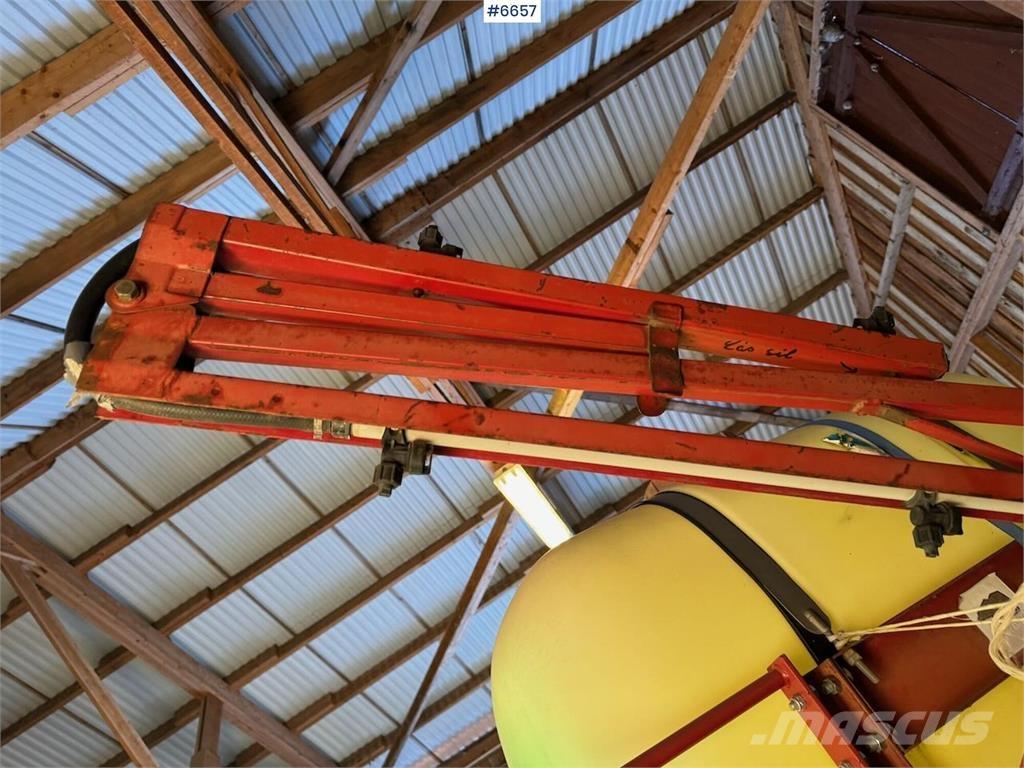 Hardi åkersprøyte Прикачни пръскачки
